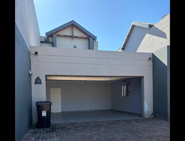3 BEDROOM CLUSTER FOR SALE IN THE ISLANDS ESTATES